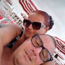 Il messaggio d'addio per l'uomo che lascia due figli