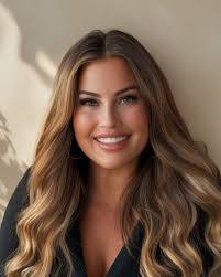 Hello everyone! My name is Meaghan, I've been a labor and delivery nurse  for the past five years, and more recently, I've transitioned into the  field of aesthetics. Aesthetics has always been