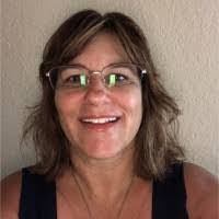 Laura Calvey's Instagram, Twitter & Facebook