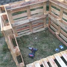 Build the bottom frame with 4x4s wood slats and then build the whole with giant pallets even the chevron roof. How To Make A Chicken Coop Out Of Pallets B C Guides