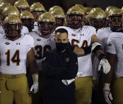 Boston college football on wn network delivers the latest videos and editable pages for news & events, including entertainment, music, sports, science steve addazio is currently the team's head coach. No 2 Notre Dame Brings Unbeaten Season To Boston College Taiwan News 2020 11 13