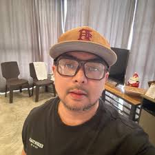 This is a tough one, take your pick ‼ Paul Lee awards: •3× PBA champion  •PBA Finals MVP (2016 Commissioner's) •PBA Best Player of the Conference  (2018 Governors') •8× PBA All-Star (2012–2019)