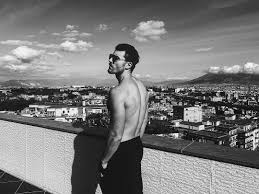 Jetzt alessandro einfach bei douglas bestellen und 2 gratisproben sichern! Temptation Island Chi E Alessandro Zarino Il Sexy Tentatore Che Sta Mettendo In Crisi La Fidanzata Jessica Gallery