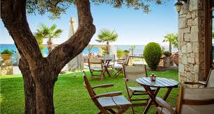 Στο aegean residence hotel το κάπνισμα επιτρέπεται σε ορισμένους χώρους. 3enodoxeia Xalkidikh 3enodoxeio Paralio Poseidi 3enodoxeia Kassandra Xalkidikhs
