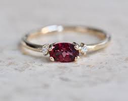 14k Gold Rhodolite Garnet Diamond Ring Oval Stone Ring Etsy Purple Stone Rings Garnet And Diamond Ring Stone Engagement Rings