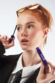 Renkli Makyaj Ürünleri 🛍️