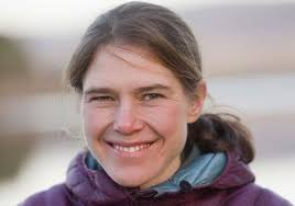 British mum, 40, becomes first woman ever to complete world's toughest  ultra marathon