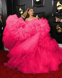 Pin On Ariana Grande