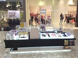 Offered in a wide variety of colors, patterns, series, and more the jose' eber collection of professional quality flat irons and innovative clipess curling iron, and accessories give you the ability to create salon styles at home… everyday! Jose Eber Kiosk Beauty Cosmetics Stores In Mirdif Dubai