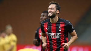 Ac milan risk being with several important players for the upcoming serie a match against. Ac Milan Calhanoglu Bei Gehalt Auseinander Ablosefrei Zu Manchester United Transfermarkt
