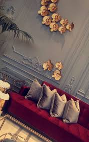makeup room dec table decor living room house furniture design living room design decor