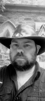 Magical mystery tour around Mandria this morning trying out the new route.  Found a little church to shelter from the rain in!