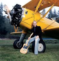 Recording artist, private pilot John Oates to perform