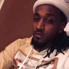 Amir Rogers's Instagram, Twitter & Facebook