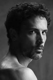 Arnold Rutkowski : biographie, filmographie, photos & vidéos