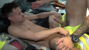 My Big Dirty Tradie Cock: British Gay Muscular Amateur Porn by Raw Road  Nation