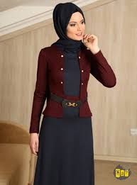 Ustu Ceket Gorunumlu Elbise Bordo Refka Tesettur Armine Aker Kayra Setrms Elbise Kiyafet Elbise Modelleri