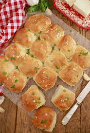 1 Hour Dinner Rolls Recipe Gemma S Bigger Bolder Baking Recipe Dinner Rolls Dinner Rolls Recipe Recipes