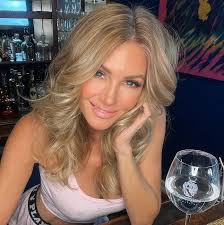 Good Morning ☀️ Always put your best foot forward, because you never know  where your next step may lead you 💕 link.me/branderoderick