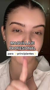 Que opinamos de este maquillaje para principiantes?? 👀  #maquillajeparatiktok #hondurastiktok #maquillajemexico  #maquillajeparaprincipiantes #titimepreguntomakeupchallenge  #makeupprincipiantes