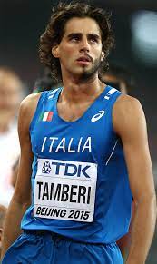 Jun 11, 2021 · buoni i segnali lanciati nell'alto da gianmarco tamberi, presentatosi in pedana con la solita barba tagliata a metà ma anche con una luccicante capigliatura dai vistosi colpi di sole platinati. Gianmarco Tamberi Sulla Sua Celebre Barba Rasata Solo Su Meta Faccia E Una Scaramanzia