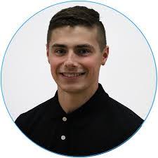 Kim Doane's Instagram, Twitter & Facebook