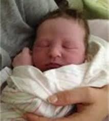 Baby Gallery with Captivating Photos of Birthing & Babies