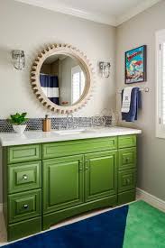 Girls bathrooms, unlike other rooms in the house, should not be afraid of the variety of bright and pure colors and expressive decor. Cool Teen Bathrooms Hgtv