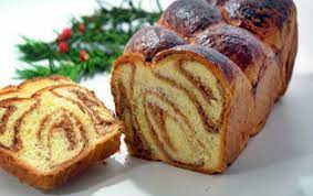 Cu atat mai deosebit este gustul cozonacului moldovenesc. Istoria Cozonacului Si Reteta De Cozonac Moldovenesc Cel Mai Bun Facut Acasa Trucuri De Preparare