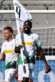 Thuram spat in defender stefan posch's face from close range during an argument over a tackle from posch. Coaches Voice Bundesliga El Informe De Marcus Thuram