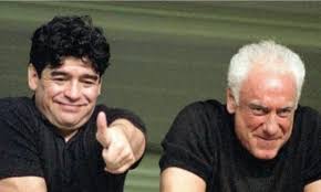 هل قتلوا مارادونا؟ المدير السابق للأسطورة الأرجنتينية يعترف