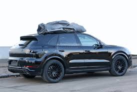 The 2019 porsche cayenne turbo is equipped with a 550 hp 4.0l turbocharged v8 engine that is able to accelerate the vehicle to 100km/h (62.13 mph) in just 3.9 seconds according to porsche. 2022 Porsche Cayenne Facelift Prototype Shows New Front And Rear Design Autoevolution