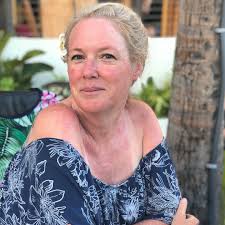 Heather Markham's Instagram, Twitter & Facebook