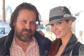 Steve Valentine and wife Shari — Stock Editorial Photo © s_bukley #17778153