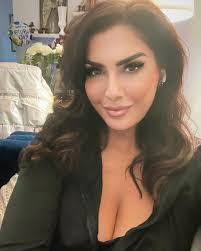 Aimee Mcbain's Instagram, Twitter & Facebook