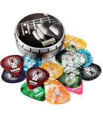 Fender Guitar Picks (Classic Celluloid 355 Pickpacks) : Amazon.ca: Musical  Instruments, Stage & Studio