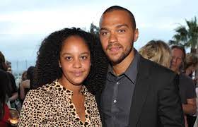 The actor has two brothers who are professionals in visual arts. Jesse Williams Ehefrau Vermogen Grosse Tattoo Herkunft 2021 Taddlr