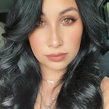 What is the stage lighting effect?