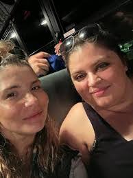 Renee Kinney's Instagram, Twitter & Facebook