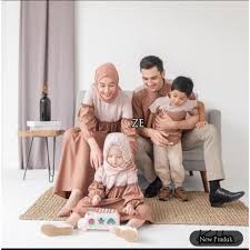 Baju muslim couple ibu dan anak rp. Harga Family Set Baju Keluarga Terbaru Juli 2021 Biggo Indonesia