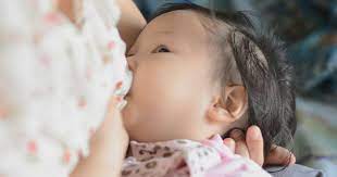 Antara sebab yang menyebabkan bayi menolak apabila disusukan termasuklah; Sebelum Menyusu Merengek Rengek Bila Dah Susukan Mengamuk Pula Apa Sebenarnya Bayi Nak Pa Ma
