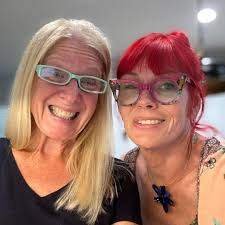 Elizabeth St. Hilaire Artist