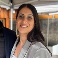 Laura Savelli's Instagram, Twitter & Facebook