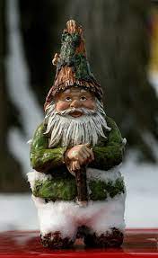 decorez votre cour avec les nains de jardin nain de jardin statue de jardin lutins et fees