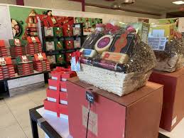 Find quality deli products to add to your shopping list or order online for delivery or . Hickory Farms Pops Up In Turlock Turlock Journal