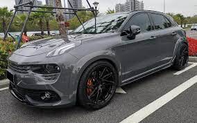 Därför har vi olika typer av medlemskap så att du får tillgång till bil så mycket du behöver. Lynk Co 02 Mit Bodykit Und Tieferlegung Chinesisches Tiefflieger Suv