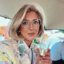 Michaela Egan Byrne (@Michaelabyrneee)