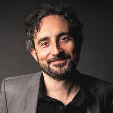 Viewfinder: A Memoir of Seeing and Being Seen: Chu, Jon M., McCarter,  Jeremy: 9780593448946: Amazon.com: Books