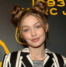 Check out my friend alicia's hair (above). 15 Cute Hairstyles To Make At Home During Quarantine