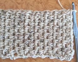 easy crochet scarf free pattern using moss stitch